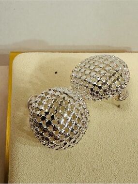 Nordstrom Silver Mesh Dome Earrings